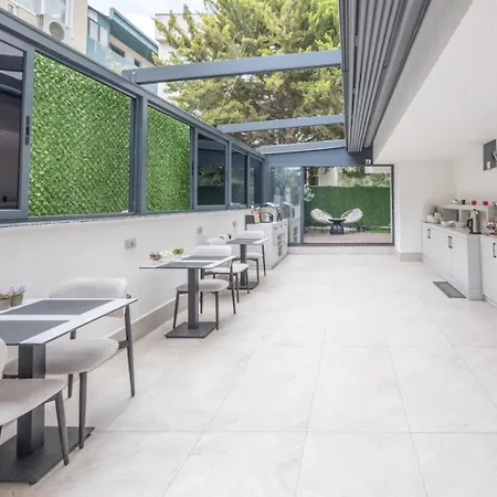 Hotel Mad Lara 3*